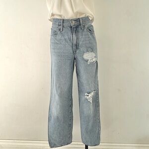 Levi’s 94 Baggy Distressed Women's Jeans - size 25